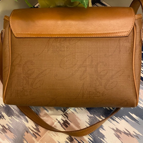 Nina Ricci Brown Crossbody Bag with Gold Hardware - Picture 4 of 15